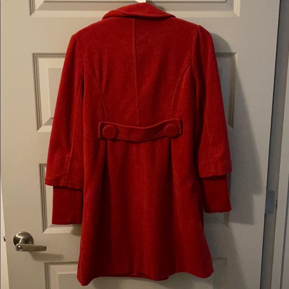 Large Button Fashion Jacket - Picture 6 of 8